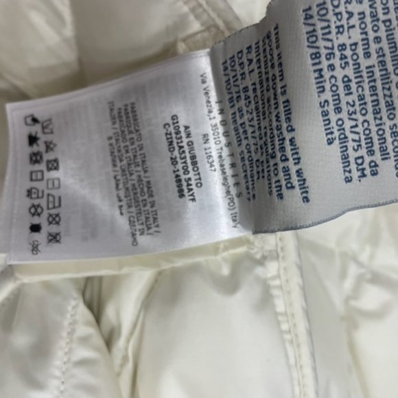 MONCLER Ain Logo-Pattern Topper size 2 - Picture 8 of 12